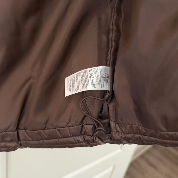 Old Navy Quilted Puffer Vest in French Roast - Picture 8 of 8